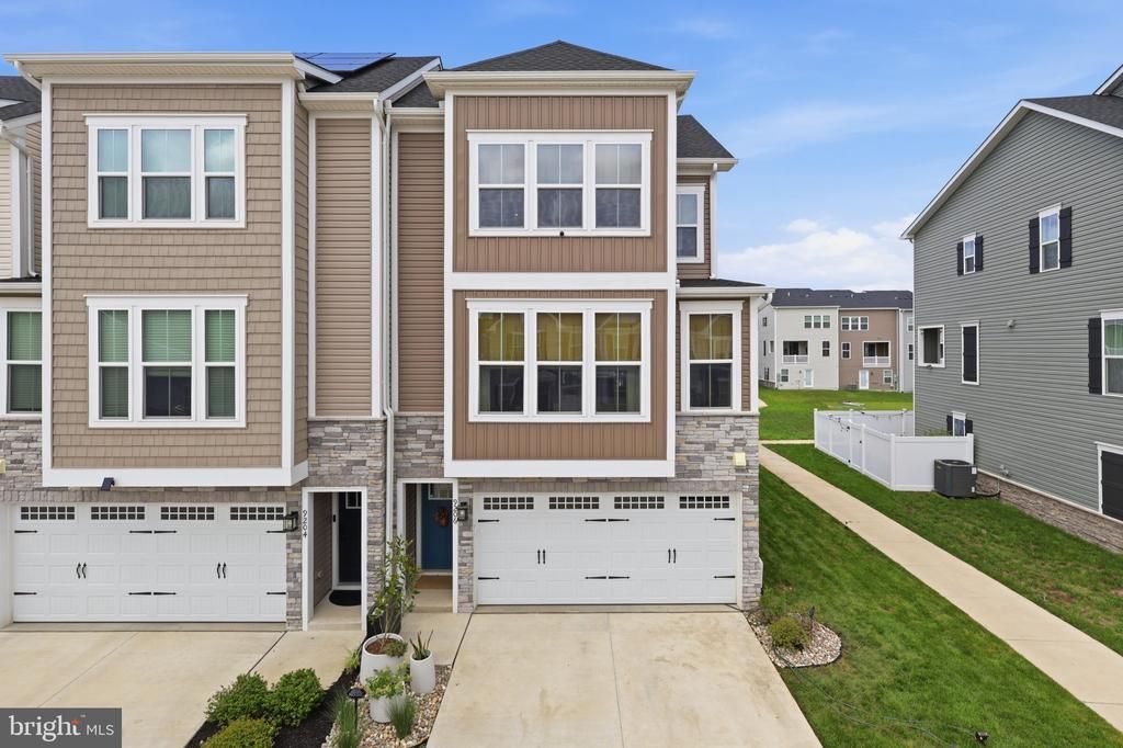 9206 Edenderry Drive , Fredericksburg, VA 22408 Main Photo