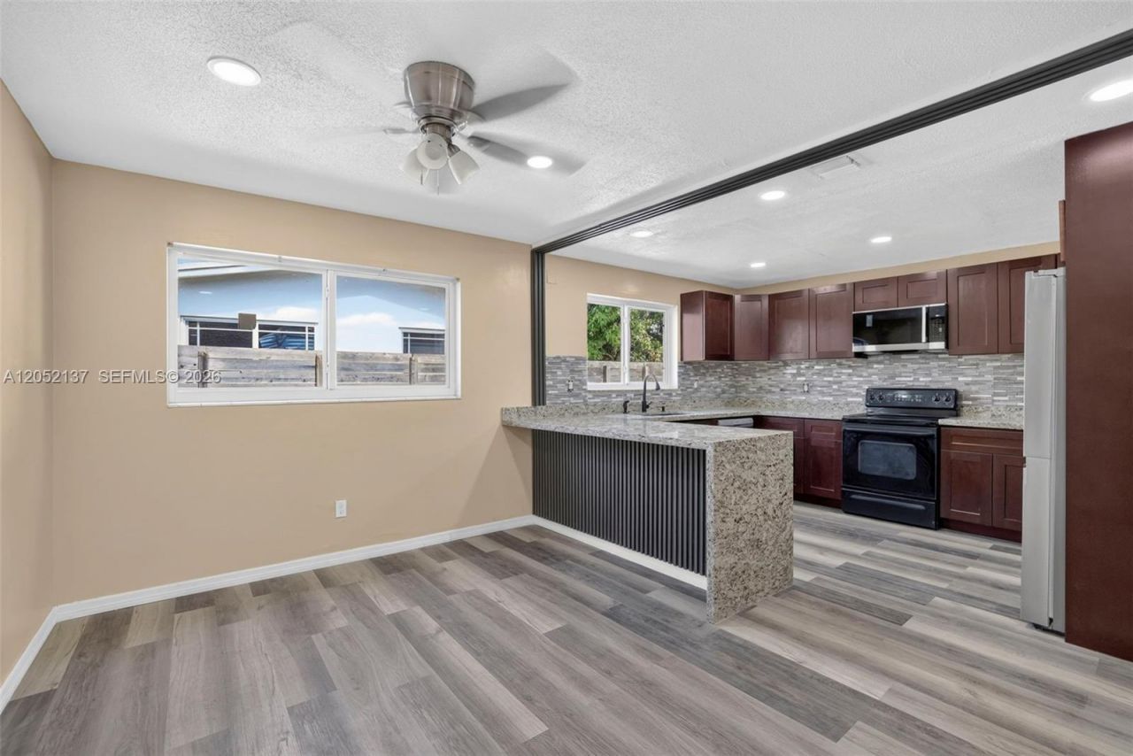 4351 NW 25th St, Lauderhill, FL 33313 Photo
