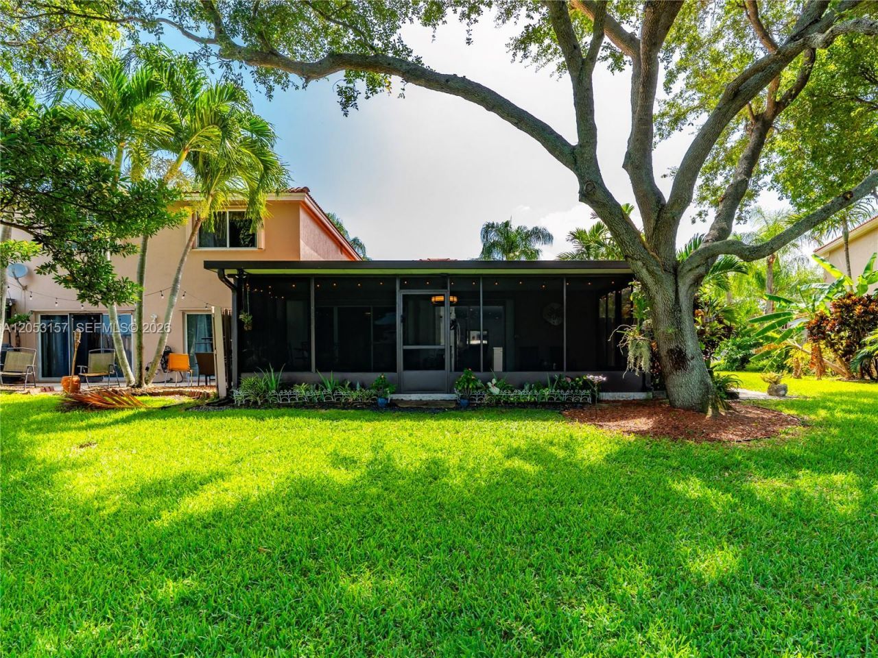 1707 SW 109th Ter, Davie, FL 33324 Photo