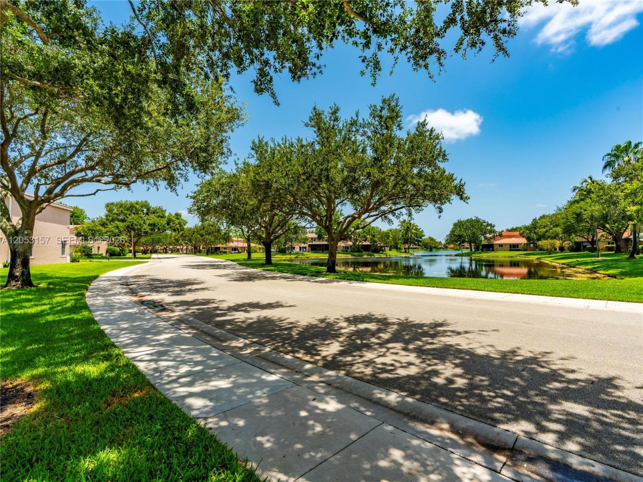 1707 SW 109th Ter, Davie, FL 33324 Photo
