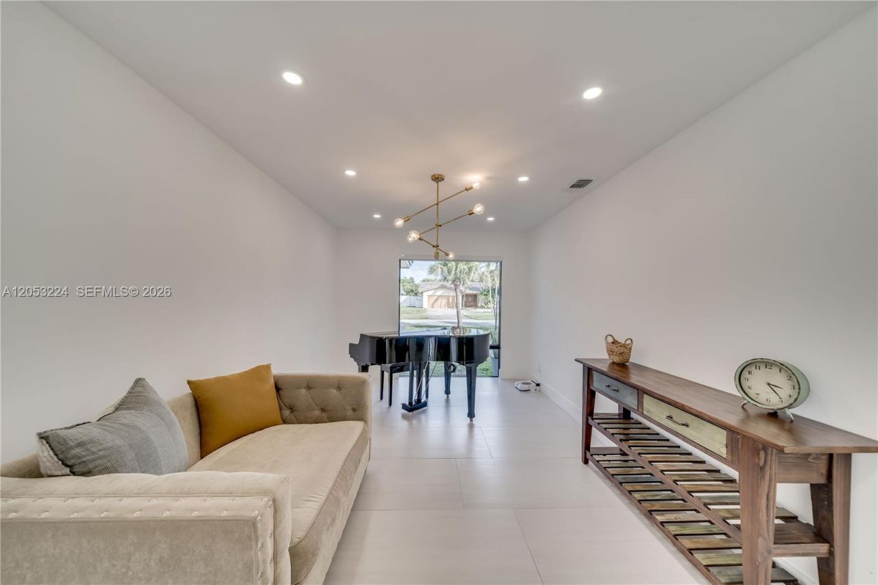 3400 N Park Rd , Hollywood, FL 33021 Photo