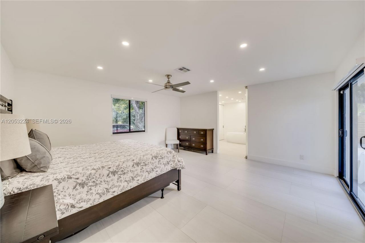 3400 N Park Rd , Hollywood, FL 33021 Photo