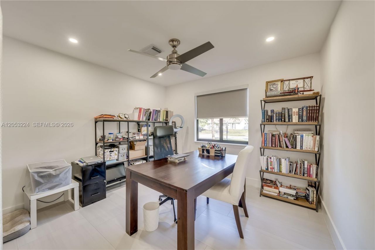3400 N Park Rd , Hollywood, FL 33021 Photo