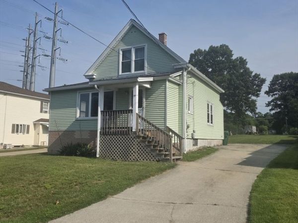 24 Quartus Street, Unit 24, Chicopee, MA 01013