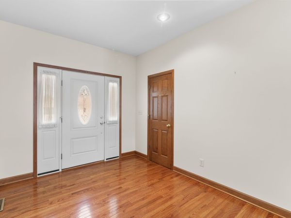 406 E Knights Road , Sandwich, IL 60548