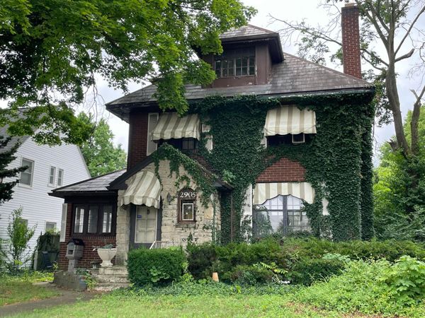 2905 W Broad Street , Columbus, OH 43204