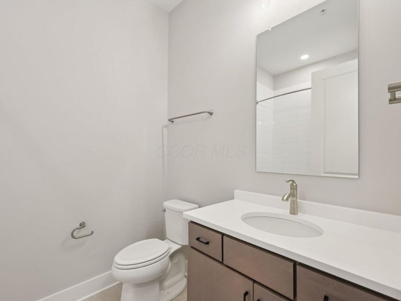 2867 Kobuk Drive , Unit 201, Columbus, OH 43228 Photo 25
