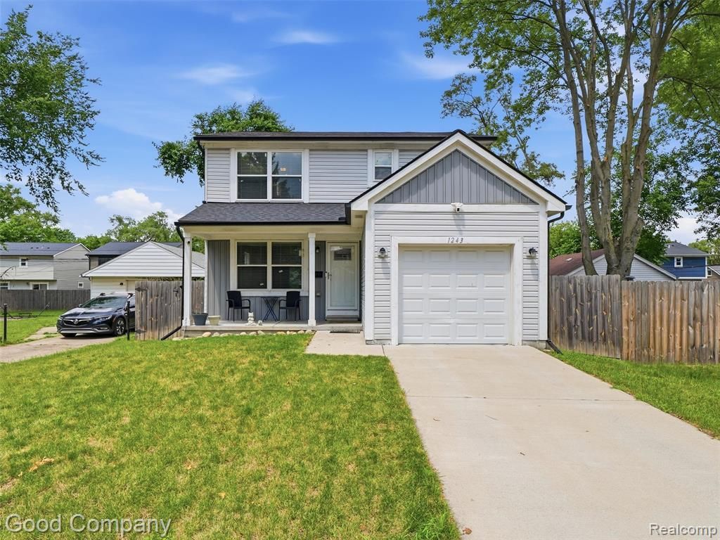 1243 E Milton Avenue, Hazel Park, MI 48030 Main Photo