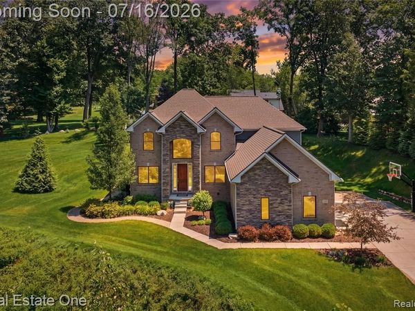 5575 Ciderberry Drive, Genoa Twp, MI 48116