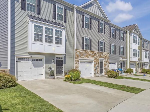 203 LONGLEY GREEN DRIVE , WALKERSVILLE, MD 21793