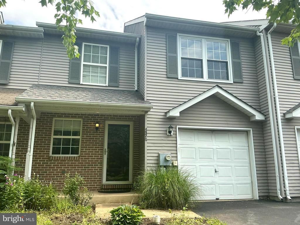 4976 WINDY MEADOW COURT, PIPERSVILLE, PA 18947