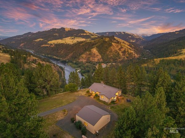 435 River Pointe, Lenore, ID 83541
