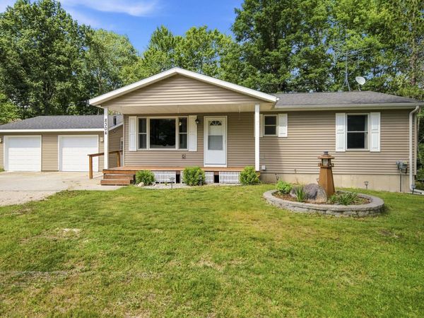 8304 Whispering Pine Circle W, Lake City, MI 49651