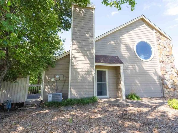 903 W Parkway Drive, Stillwater, OK 74075