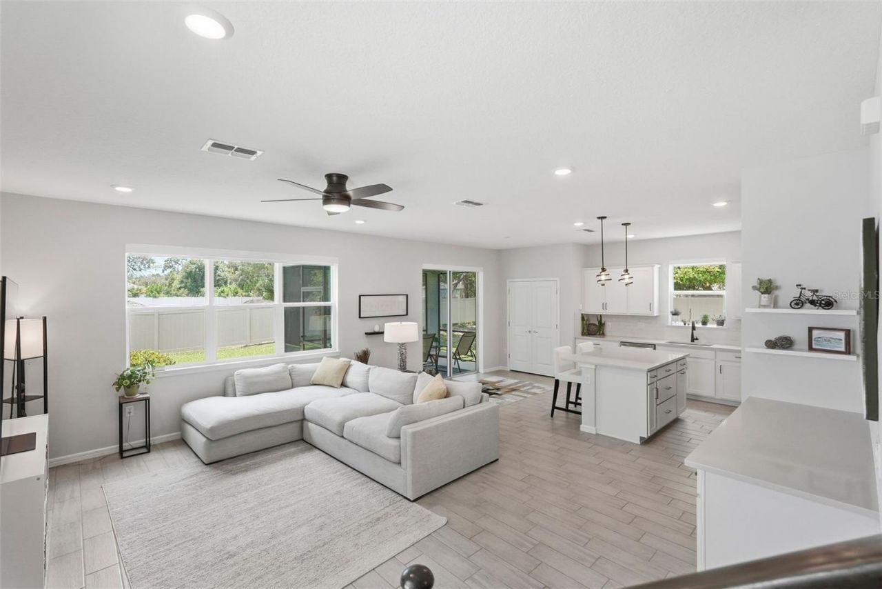 2949 Pier Pointe Lane , Clearwater, FL 33760 Photo