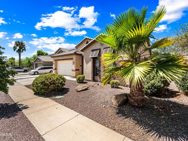 25788 N SANDSTONE Way, Surprise, AZ 85387