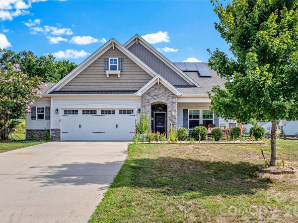 108 Sprucewood Court , Advance, NC 27006