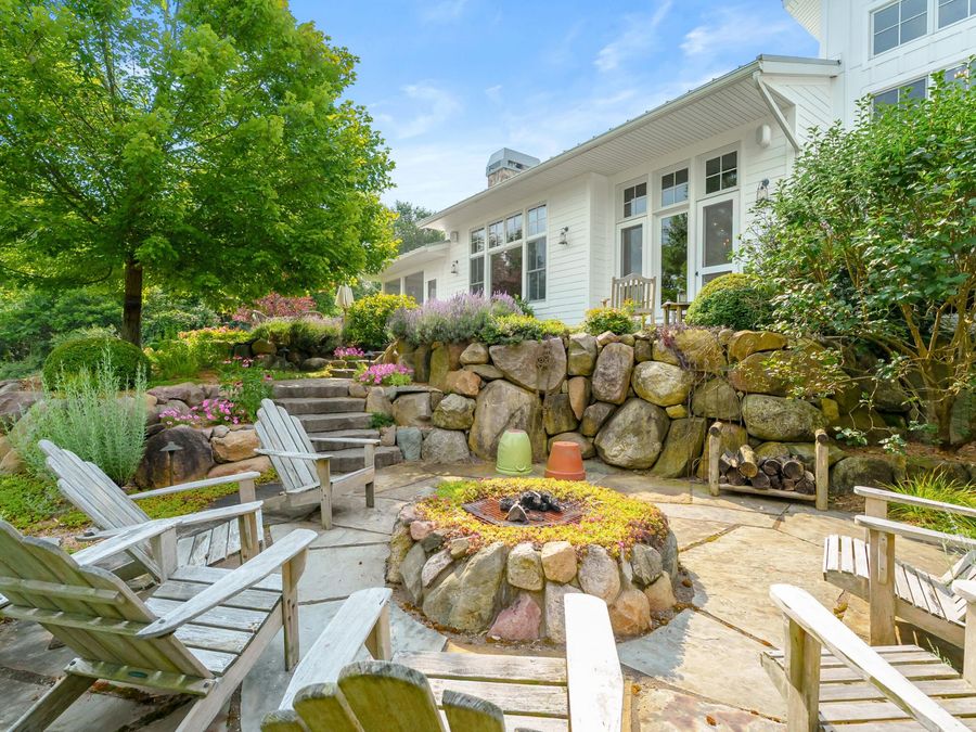 Property Image 104