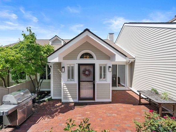 85 Algonquin Road, Unit 85, Newton, MA 02467