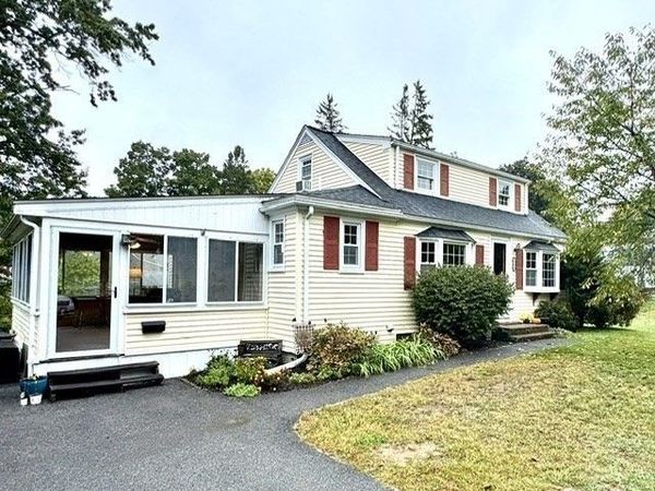 158 Rowayne Park, Bridgewater, MA 02324