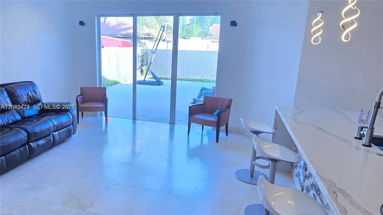 2105 NE 40th Ave , Homestead, FL 33033 Photo