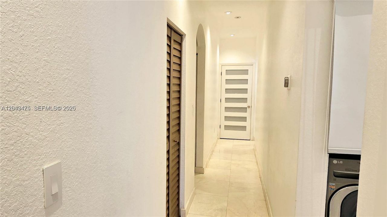 2105 NE 40th Ave , Homestead, FL 33033 Photo