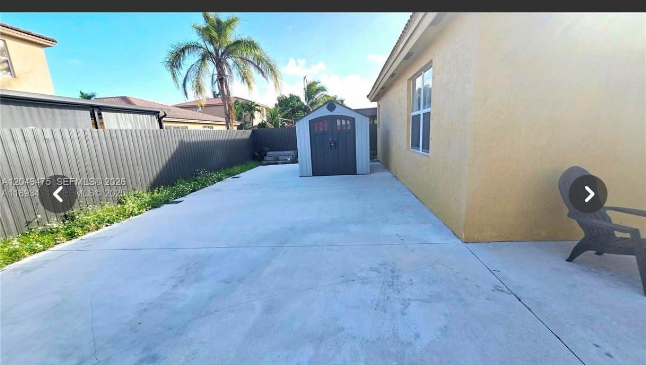 2105 NE 40th Ave , Homestead, FL 33033 Photo