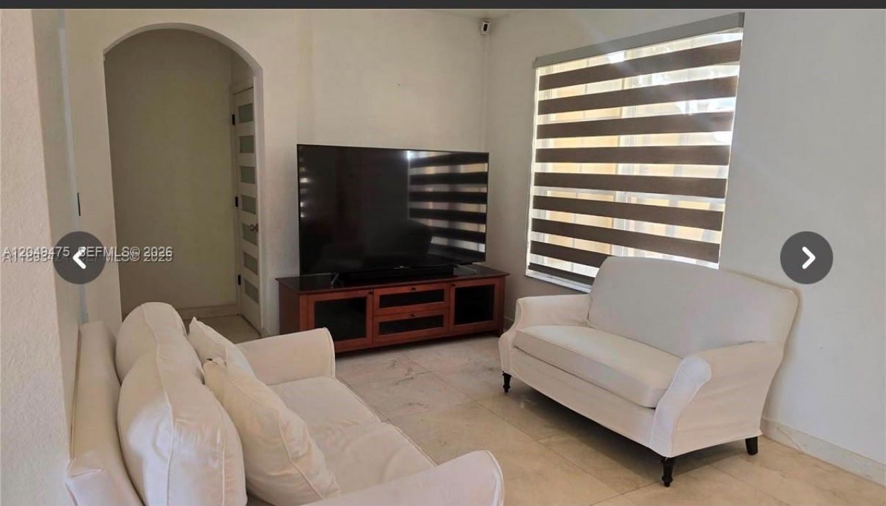 2105 NE 40th Ave , Homestead, FL 33033 Photo