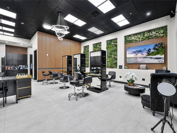 301 Altara Ave, Unit CU-3K, Coral Gables, FL 33146
