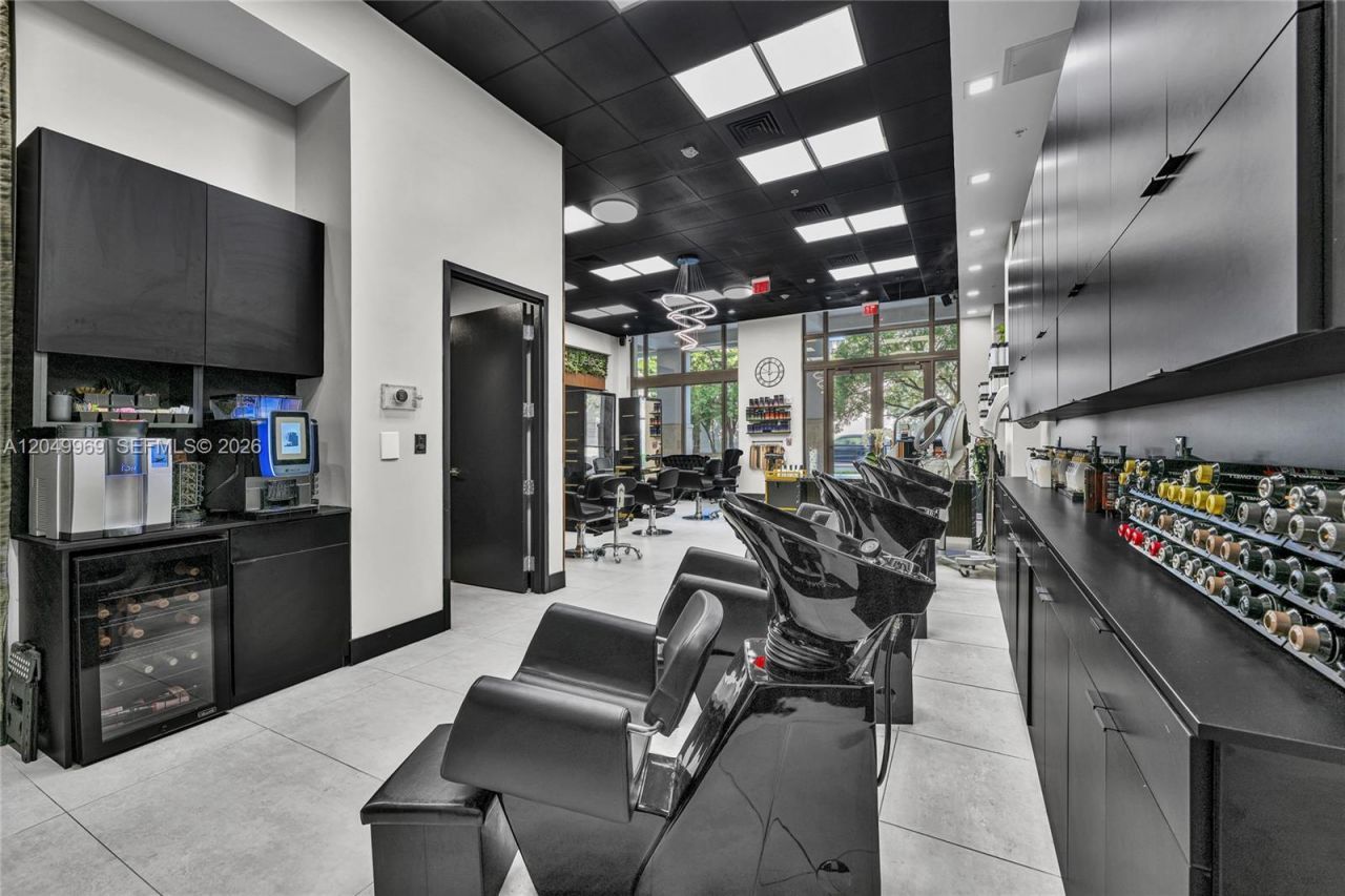 301 Altara Ave, Unit CU-3K, Coral Gables, FL 33146 Photo