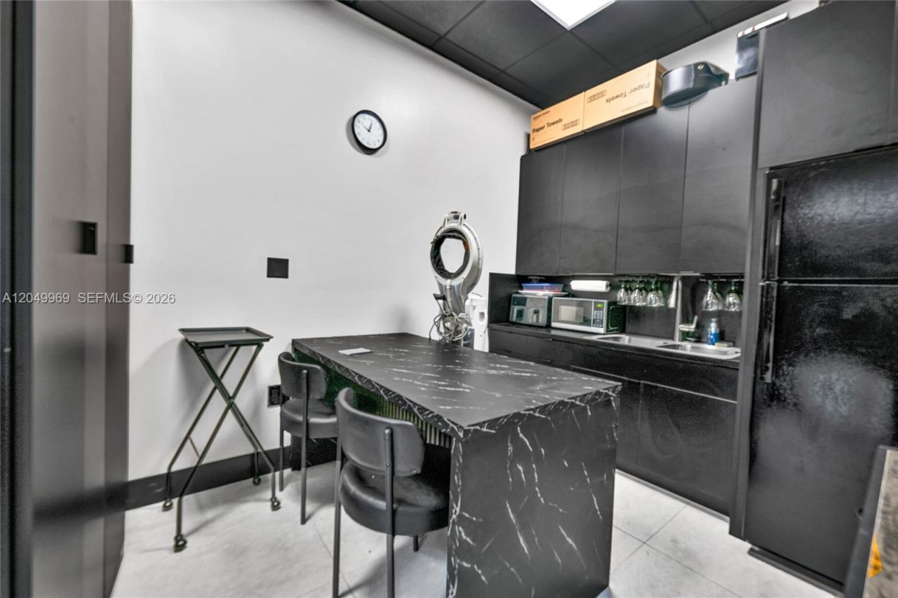 301 Altara Ave, Unit CU-3K, Coral Gables, FL 33146 Photo