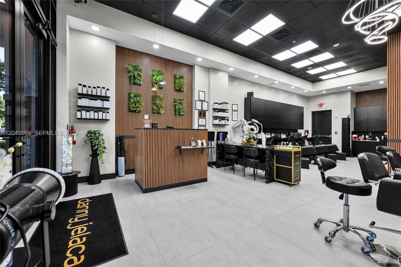 301 Altara Ave, Unit CU-3K, Coral Gables, FL 33146 Photo
