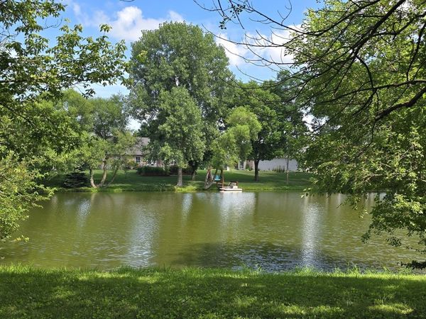 4725 Milton Street , Coatesville, IN 46121