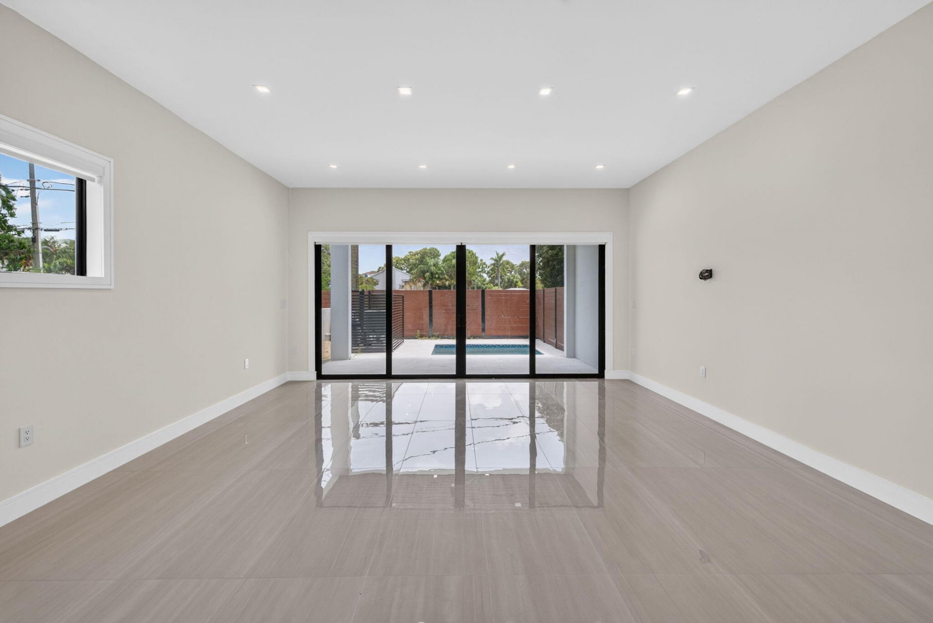 704 SW 9th Street, Fort Lauderdale, FL 33315 Photo