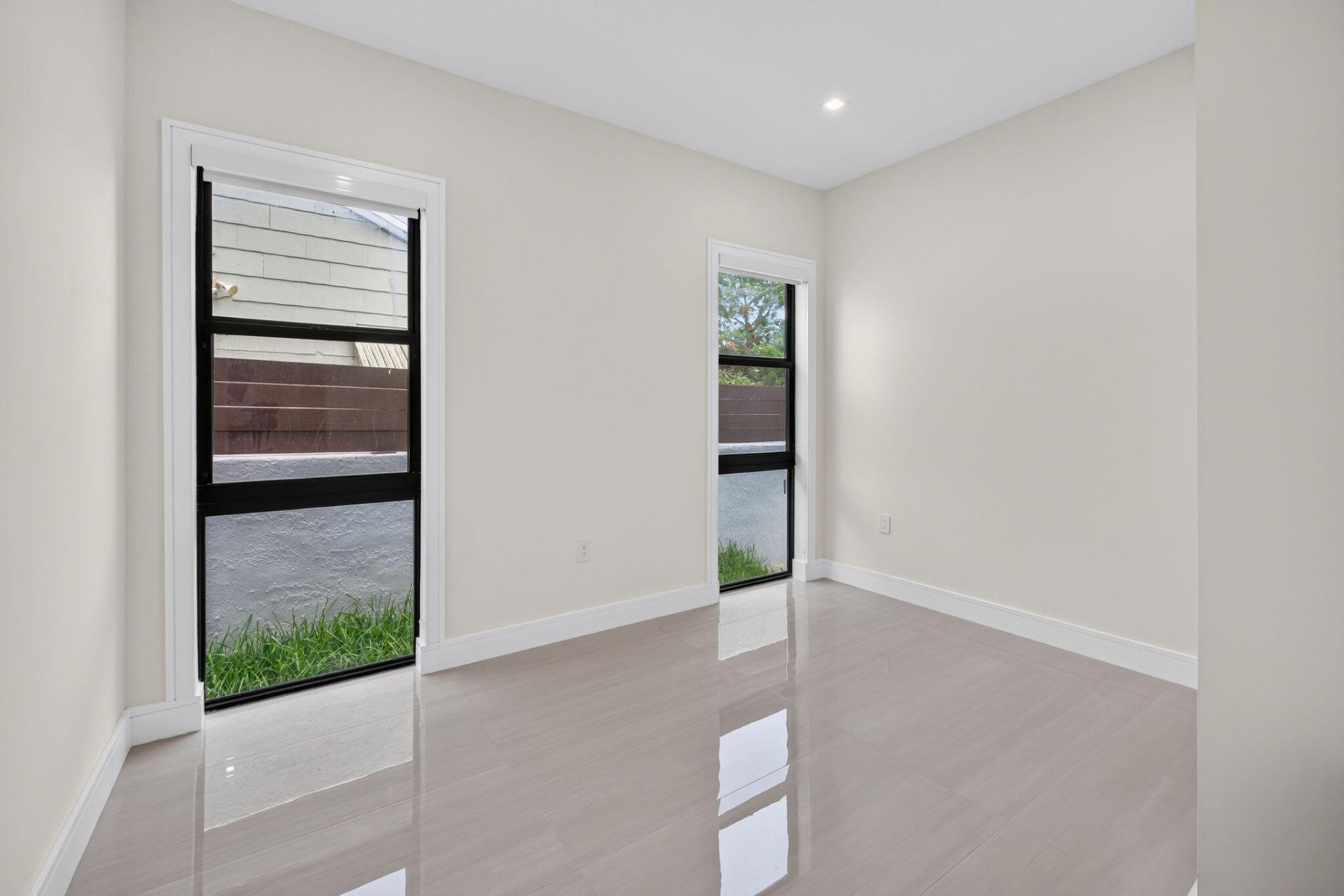 704 SW 9th Street, Fort Lauderdale, FL 33315 Photo