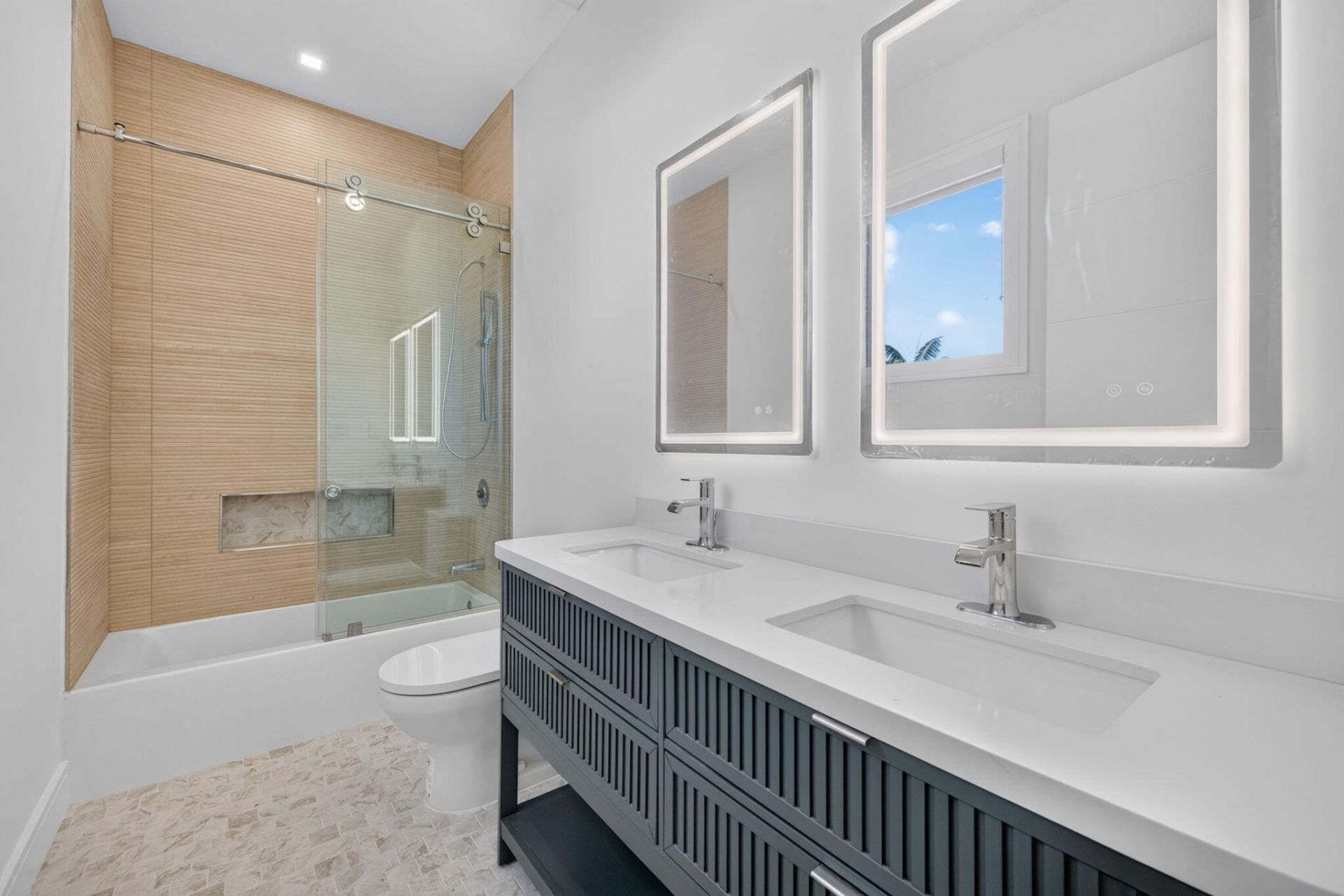 704 SW 9th Street, Fort Lauderdale, FL 33315 Photo