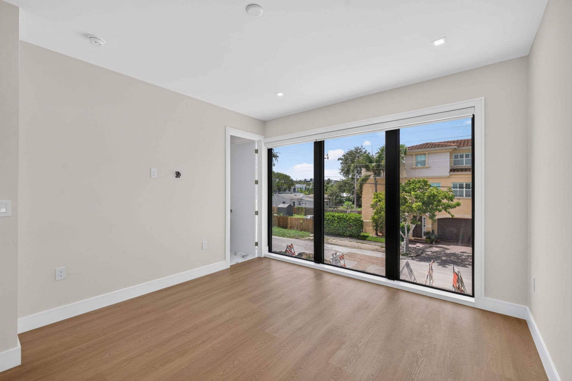 704 SW 9th Street, Fort Lauderdale, FL 33315 Photo