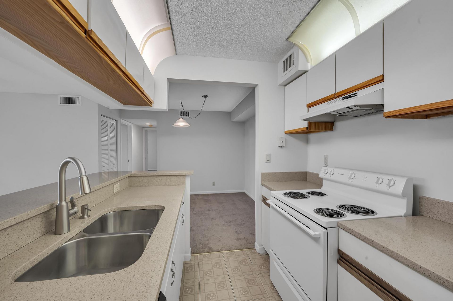 2506 SE Anchorage Cove, Unit C-1, Port Saint Lucie, FL 34952 Photo