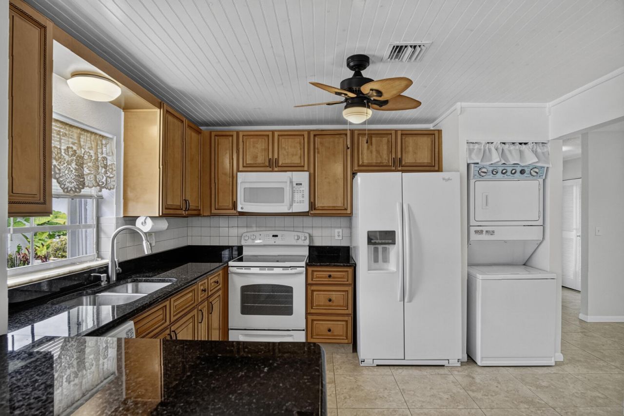 948 Savannas Point Drive, Unit D, Fort Pierce, FL 34982 Photo