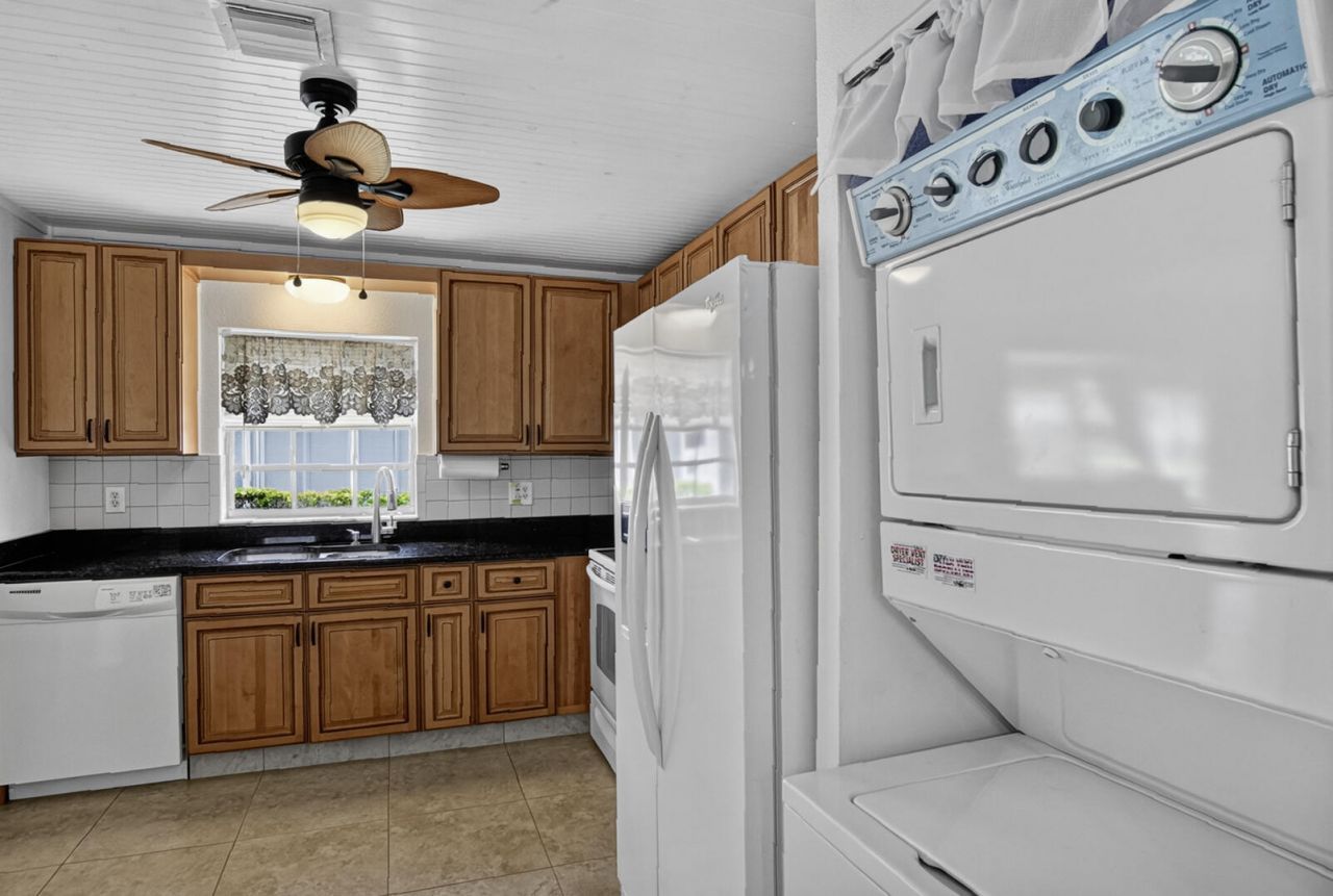 948 Savannas Point Drive, Unit D, Fort Pierce, FL 34982 Photo