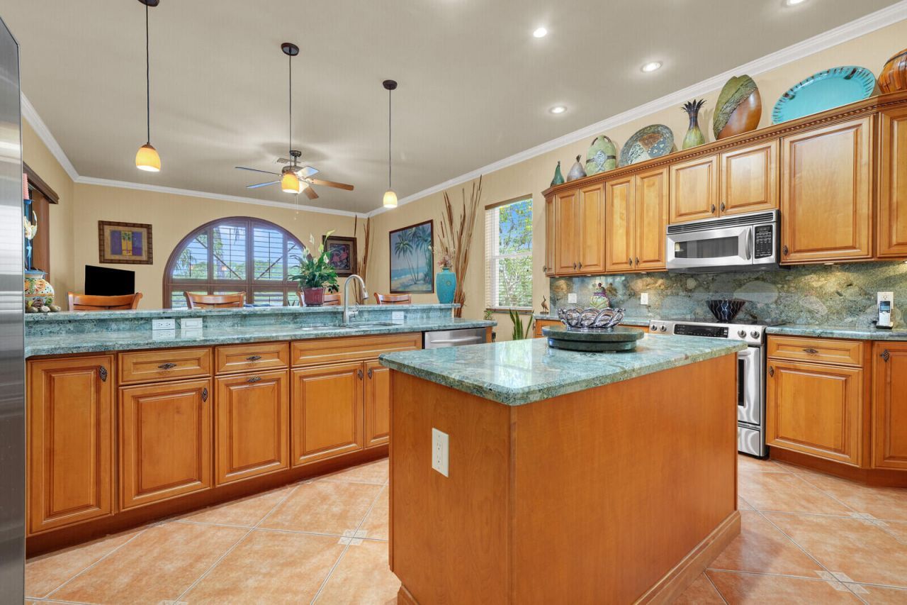 718 NW 177th Avenue, Pembroke Pines, FL 33029 Photo