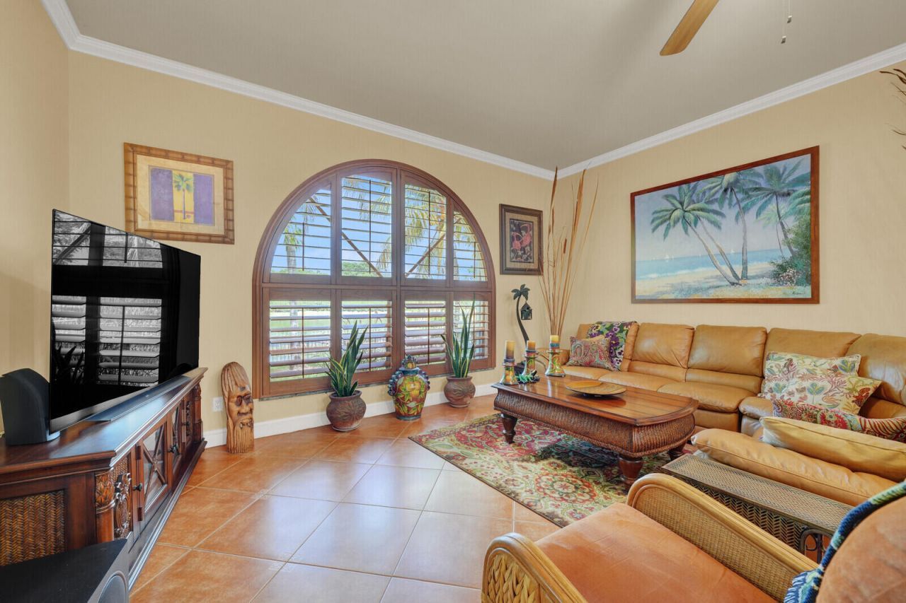 718 NW 177th Avenue, Pembroke Pines, FL 33029 Photo
