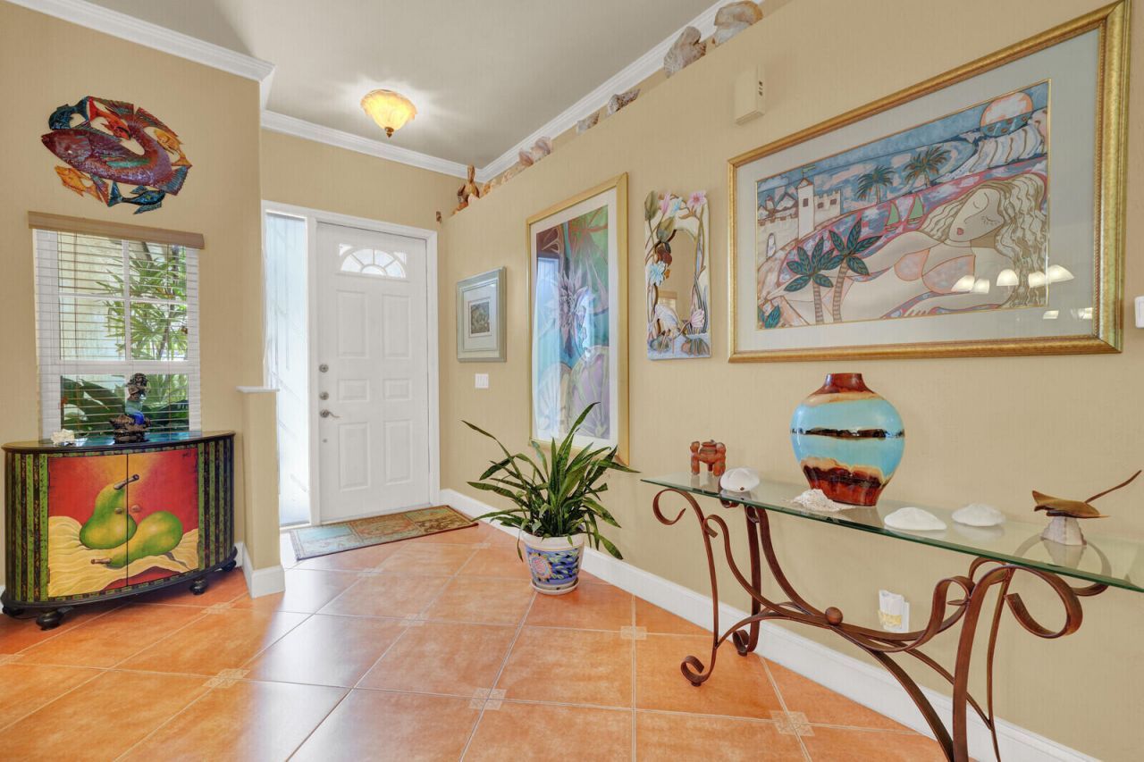 718 NW 177th Avenue, Pembroke Pines, FL 33029 Photo