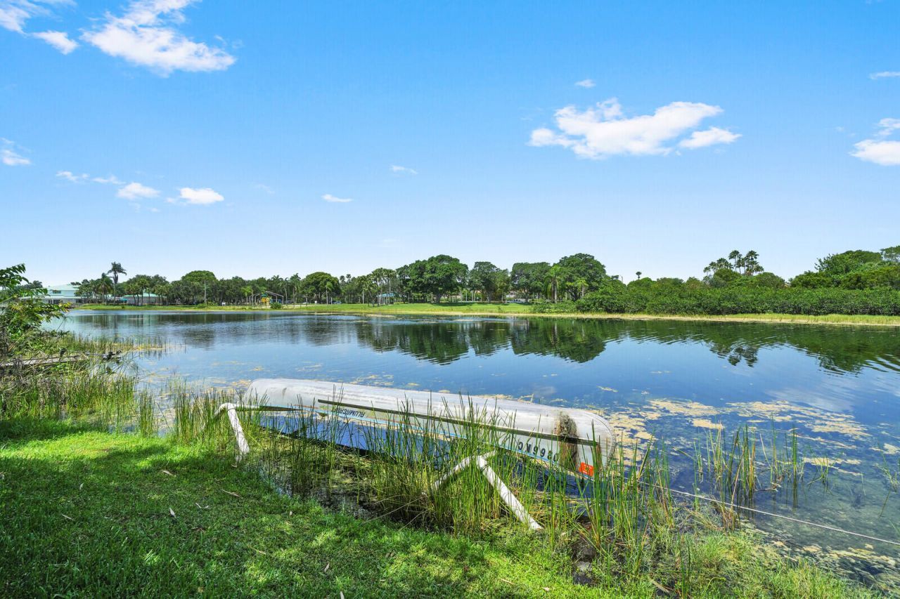 718 NW 177th Avenue, Pembroke Pines, FL 33029 Photo