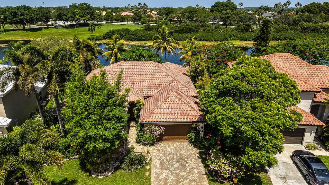 718 NW 177th Avenue, Pembroke Pines, FL 33029 Photo