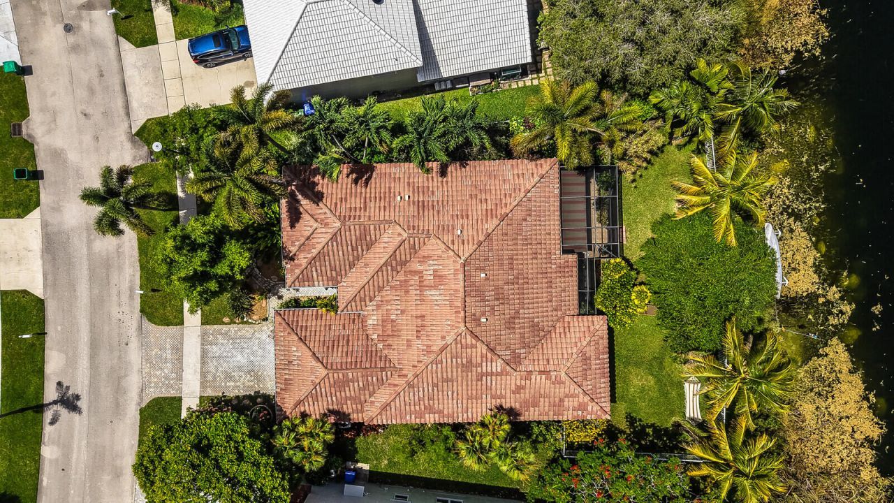 718 NW 177th Avenue, Pembroke Pines, FL 33029 Photo