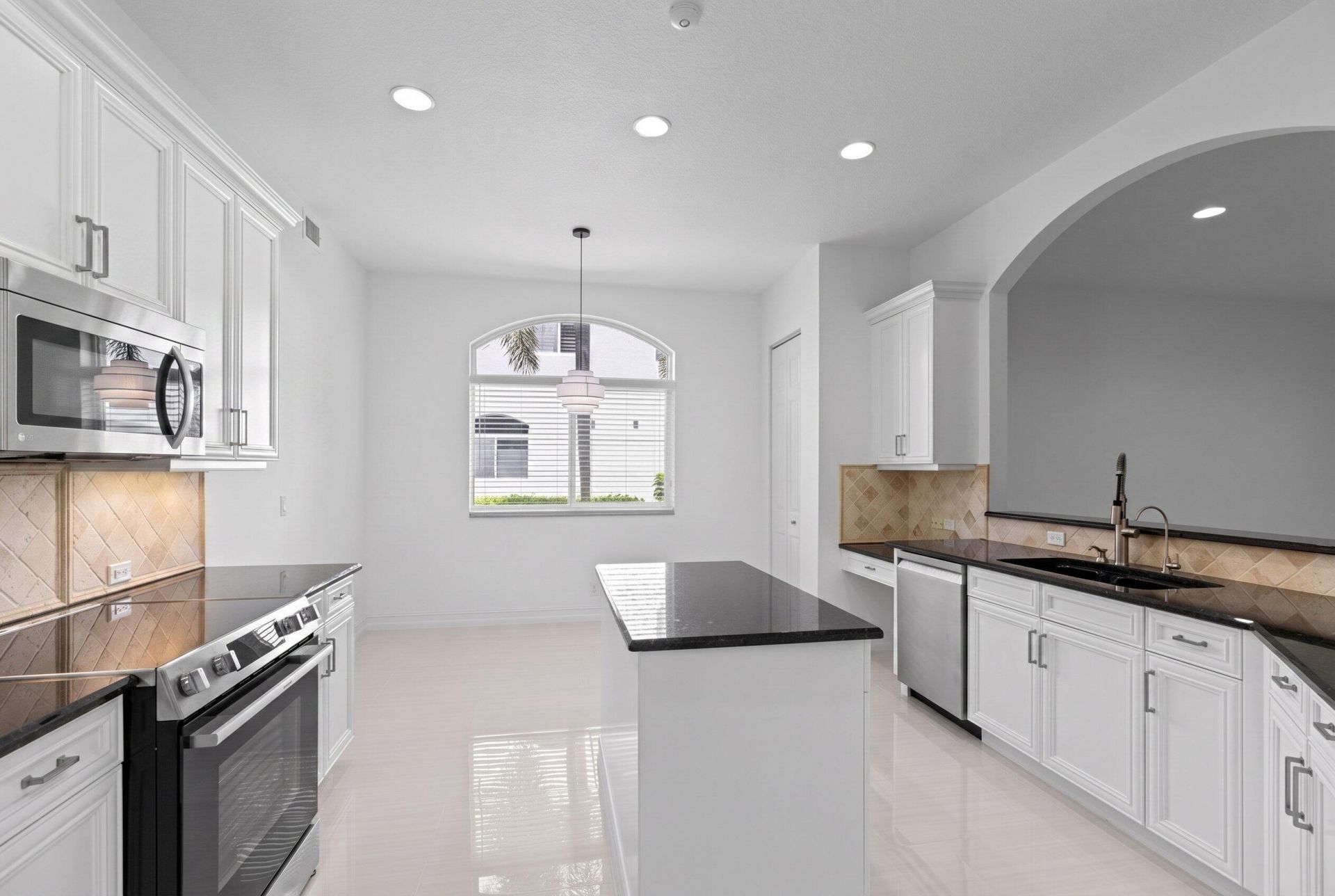 127 Palm Bay Terrace, Unit A, Palm Beach Gardens, FL 33418 Photo