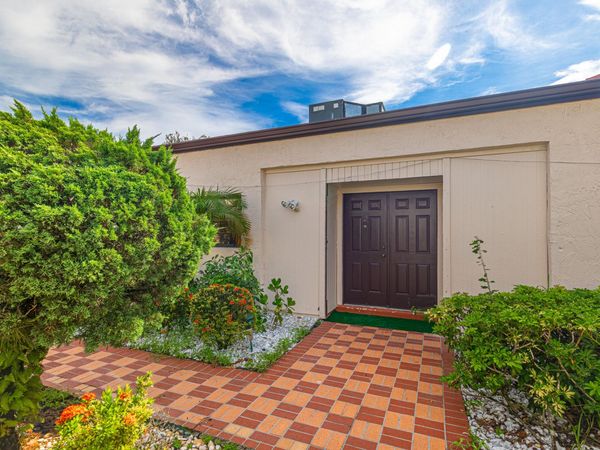 8008 Eastlake Drive, Boca Raton, FL 33433