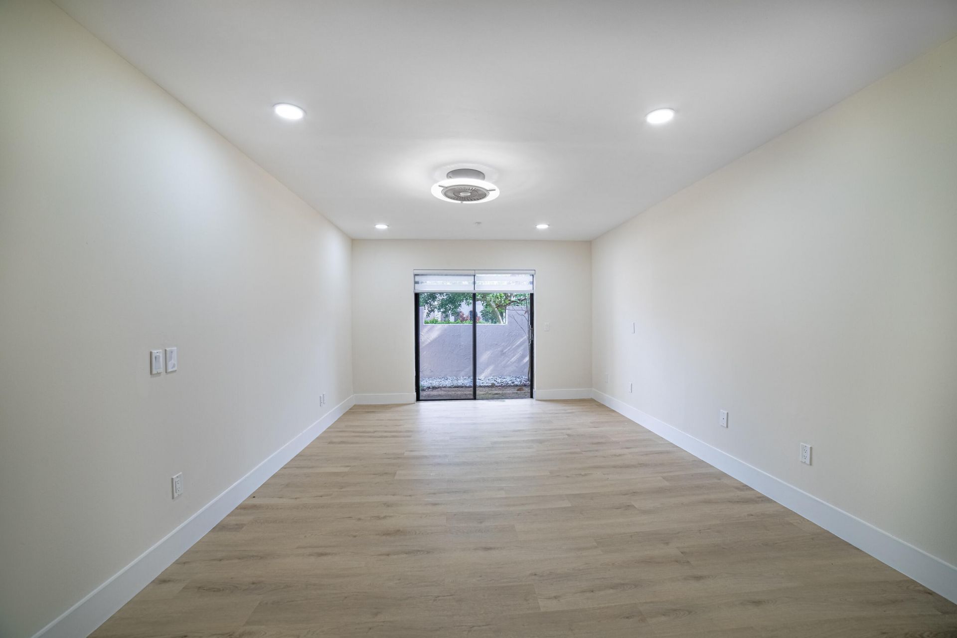 8008 Eastlake Drive, Boca Raton, FL 33433 Photo