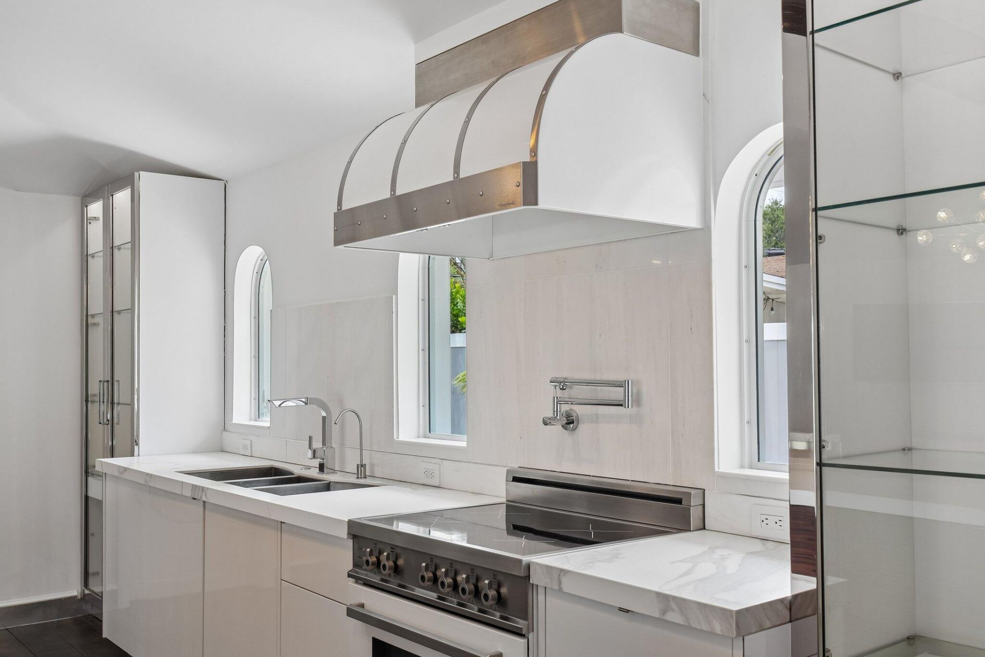 1020 SE 9th Avenue, Fort Lauderdale, FL 33316 Photo